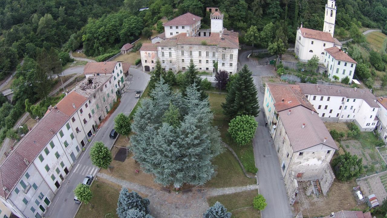 Hotel Miramonti Gorreto Bagian luar foto