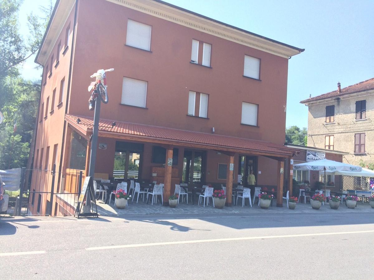Hotel Miramonti Gorreto Bagian luar foto