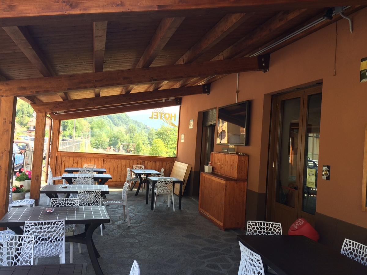 Hotel Miramonti Gorreto Bagian luar foto