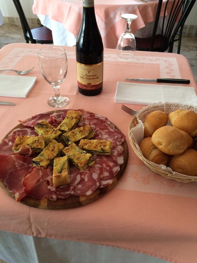 Hotel Miramonti Gorreto Bagian luar foto