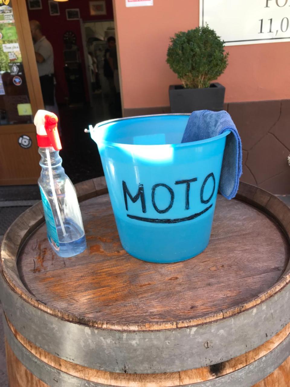 Hotel Miramonti Gorreto Bagian luar foto
